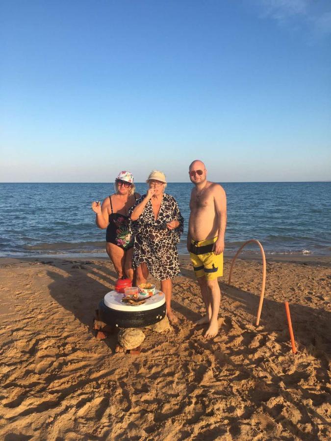 Apartment Taranto Near The Sea Redsealine 후르가다 외부 사진